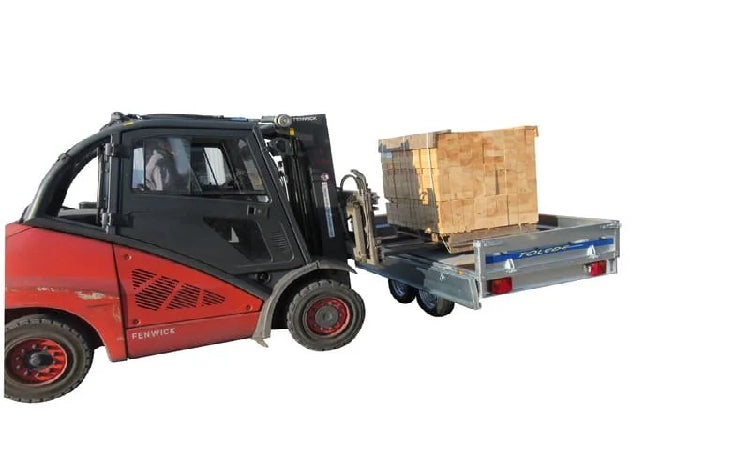 Grúa UNITRAILER UNIPLAT 600/3 S con tres ejes 600×215 3500 KG
